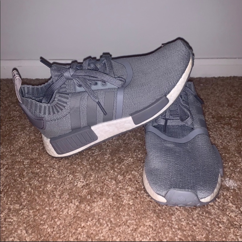 Adidas NMD R1 Triple Grey Tennis Shoes